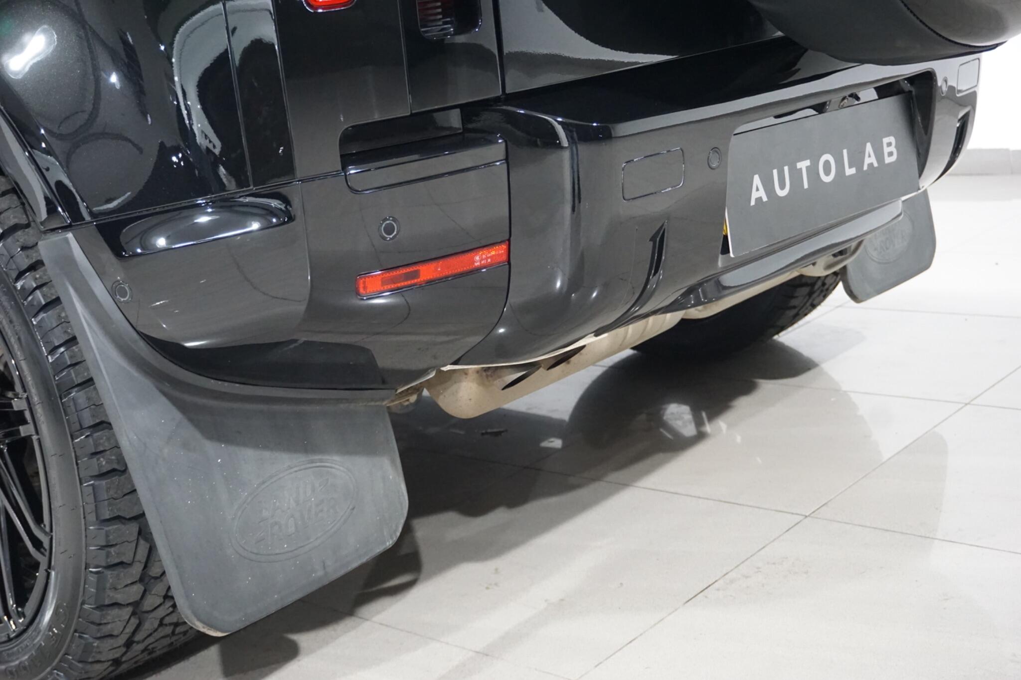 Land Rover Defender 110 3.0 D250 MHEV XS Edition SUV 5dr Diesel Auto 4WD Euro 6 (s/s) (250 ps)